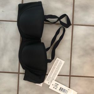 Black push up bra with removable straps